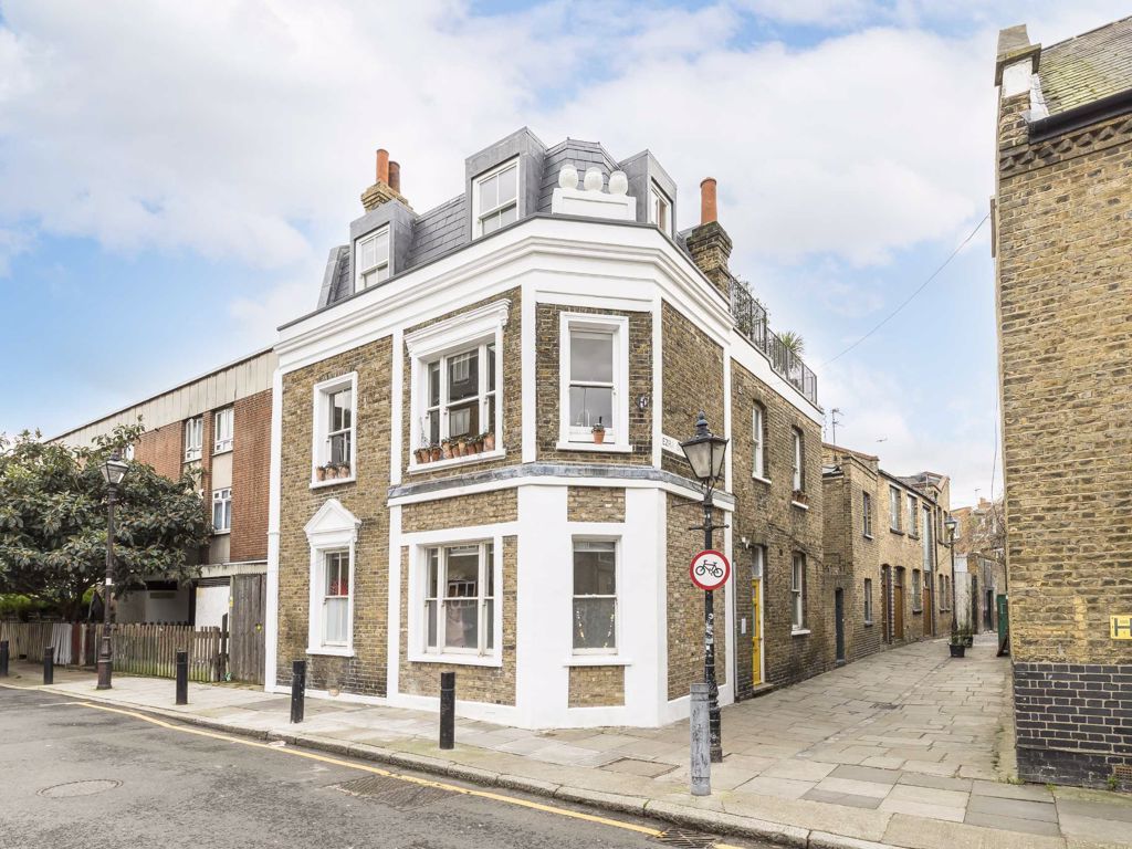 2 bed flat for sale in Shipton Street, London E2 Zoopla