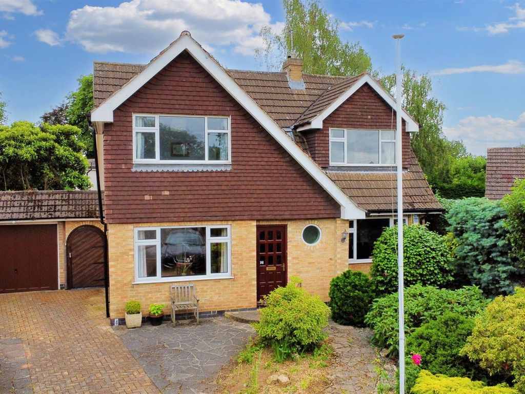 4 bed detached house for sale in Gordon Close, Attenborough, Beeston