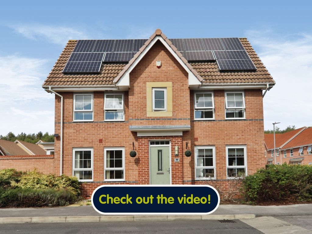 3 bed semidetached house for sale in Boundary Way, Hull HU4, £200,000