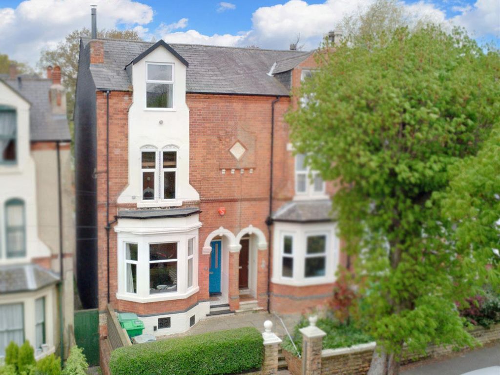 4 bed property for sale in Bowers Avenue, Mapperley Park, Nottingham