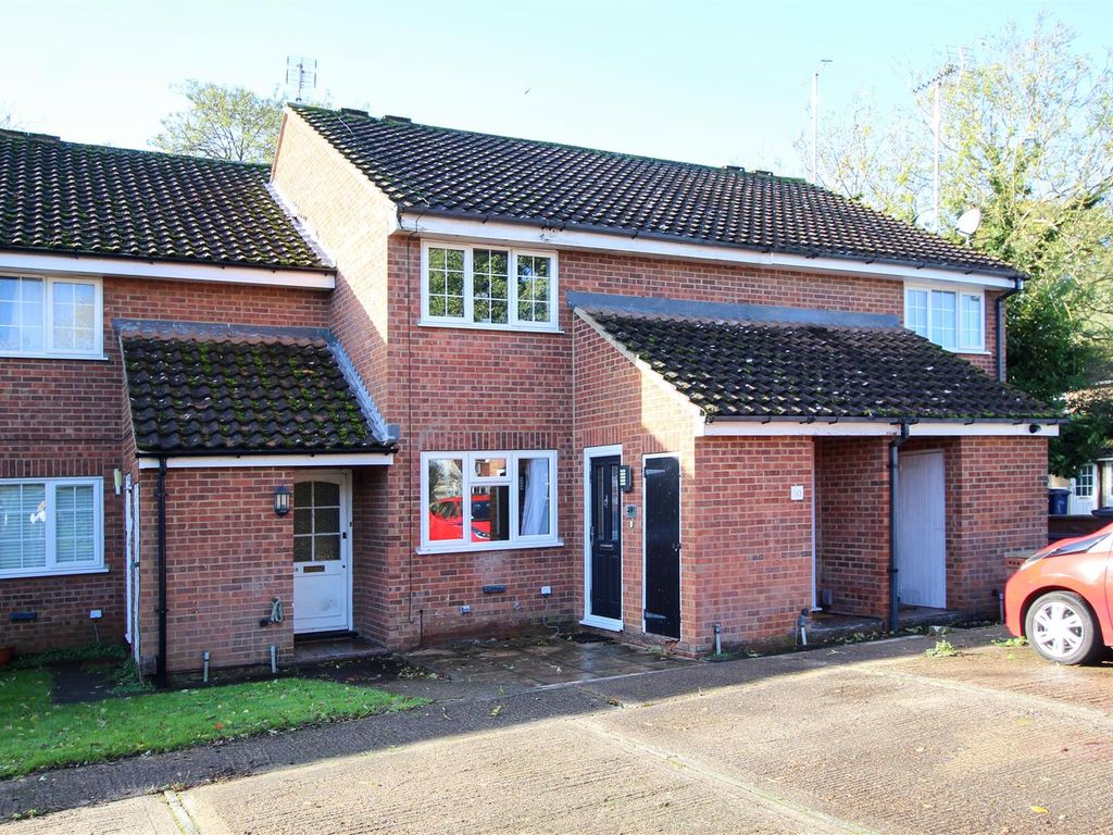 1 bed property to rent in St. Bedes Gardens, Cherry Hinton, Cambridge