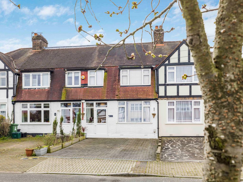 3 bed terraced house for sale in Aviemore Way, Beckenham, Kent BR3, £