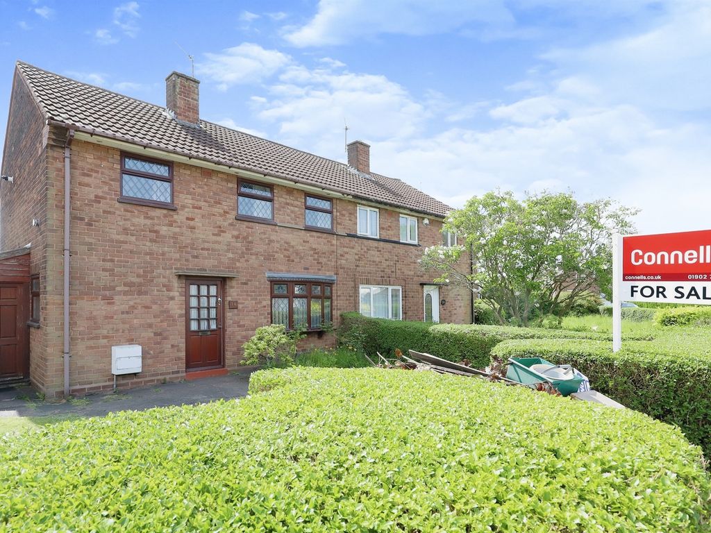 3 bed semidetached house for sale in Road, East Park