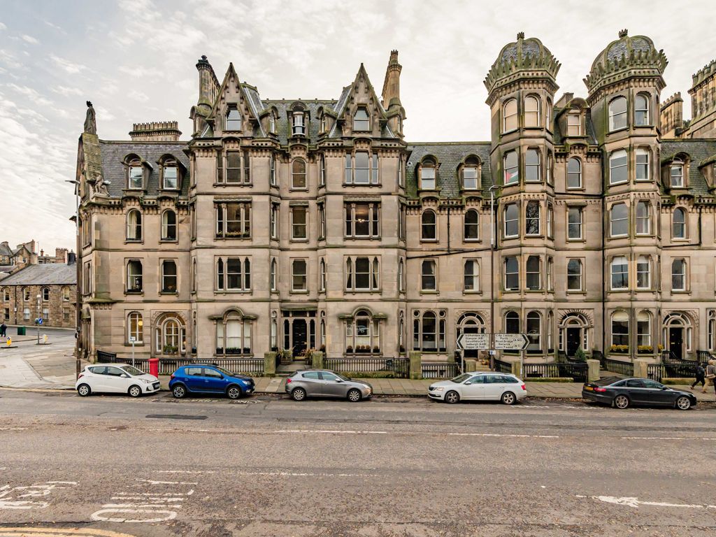2 bed flat for sale in Castle Terrace, Edinburgh EH1, £350,000 Zoopla