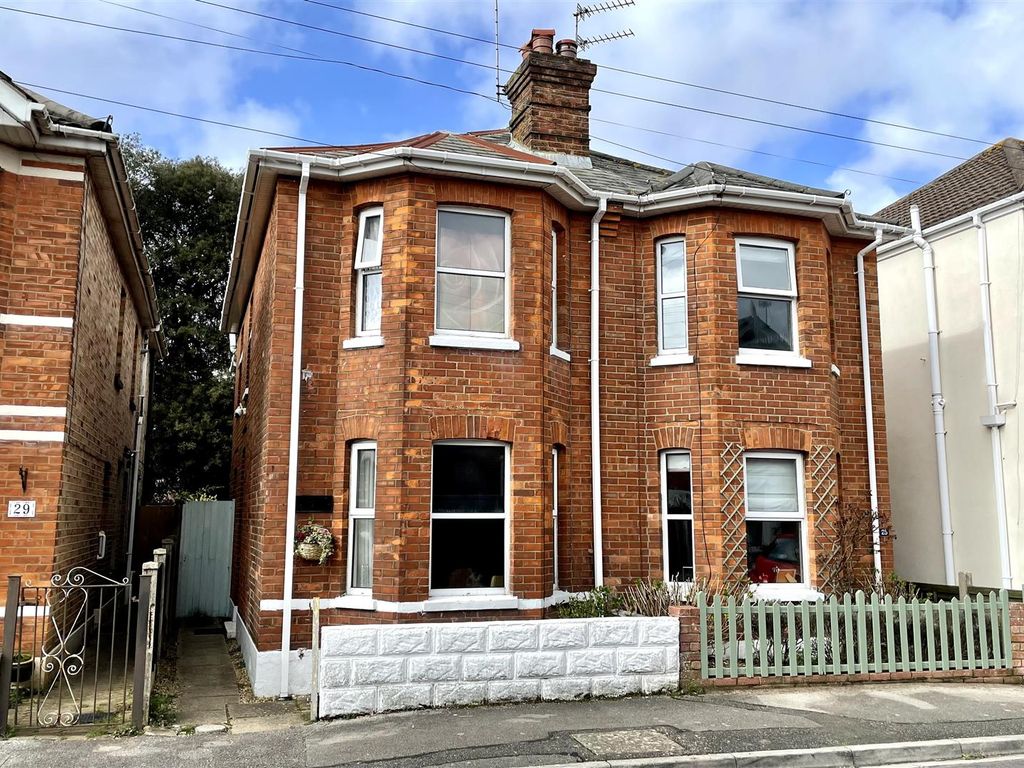 3 bed semidetached house for sale in Rebbeck Road,