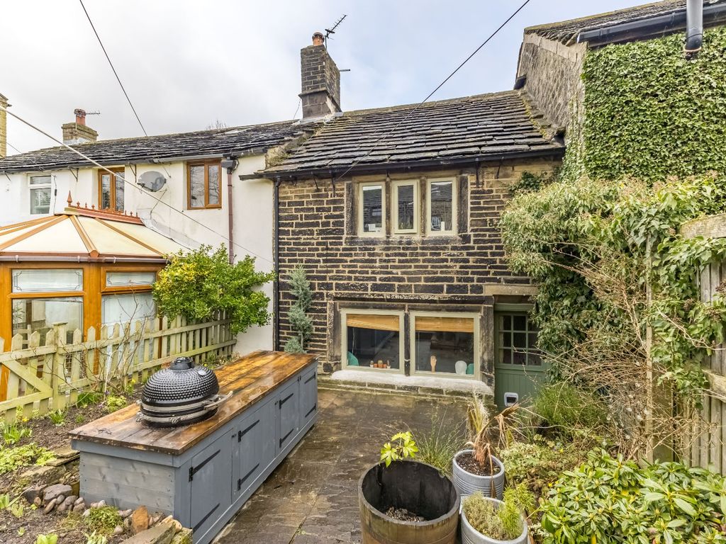 2 bed terraced house for sale in St Road, Scholes, Holmfirth