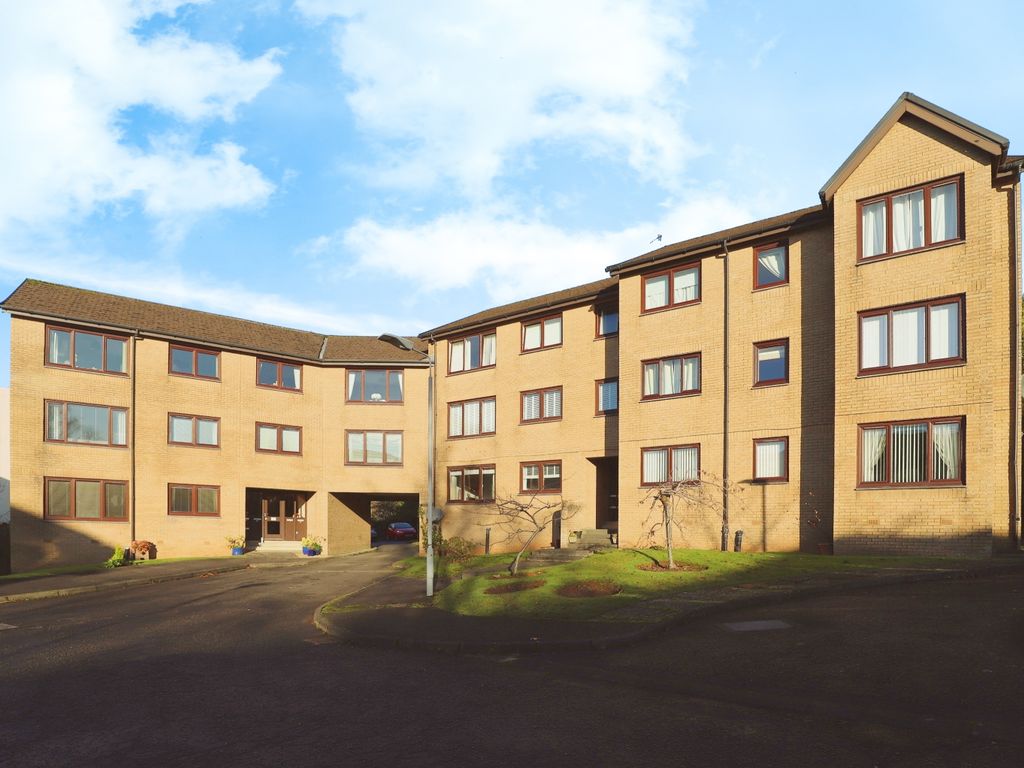 1 bed flat for sale in Woodbank Gardens, Largs KA30, £105,000 Zoopla