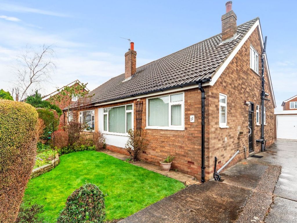 3 bed semidetached house for sale in Red Hall Drive, Leeds LS14 Zoopla
