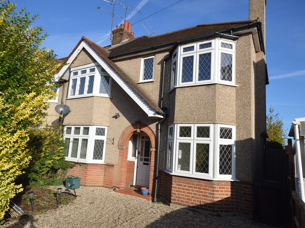 4 bed semidetached house for sale in Moulsham Drive, Chelmsford CM2