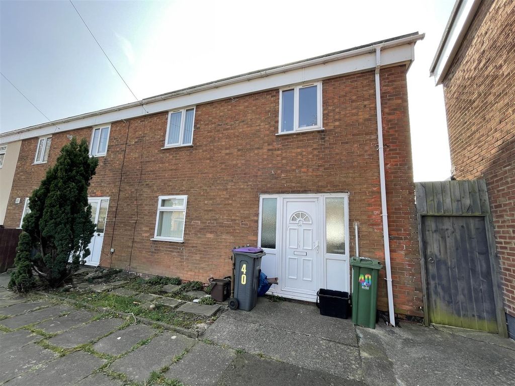 2 bed terraced house for sale in Trussel Road, Cwmbran NP44 Zoopla
