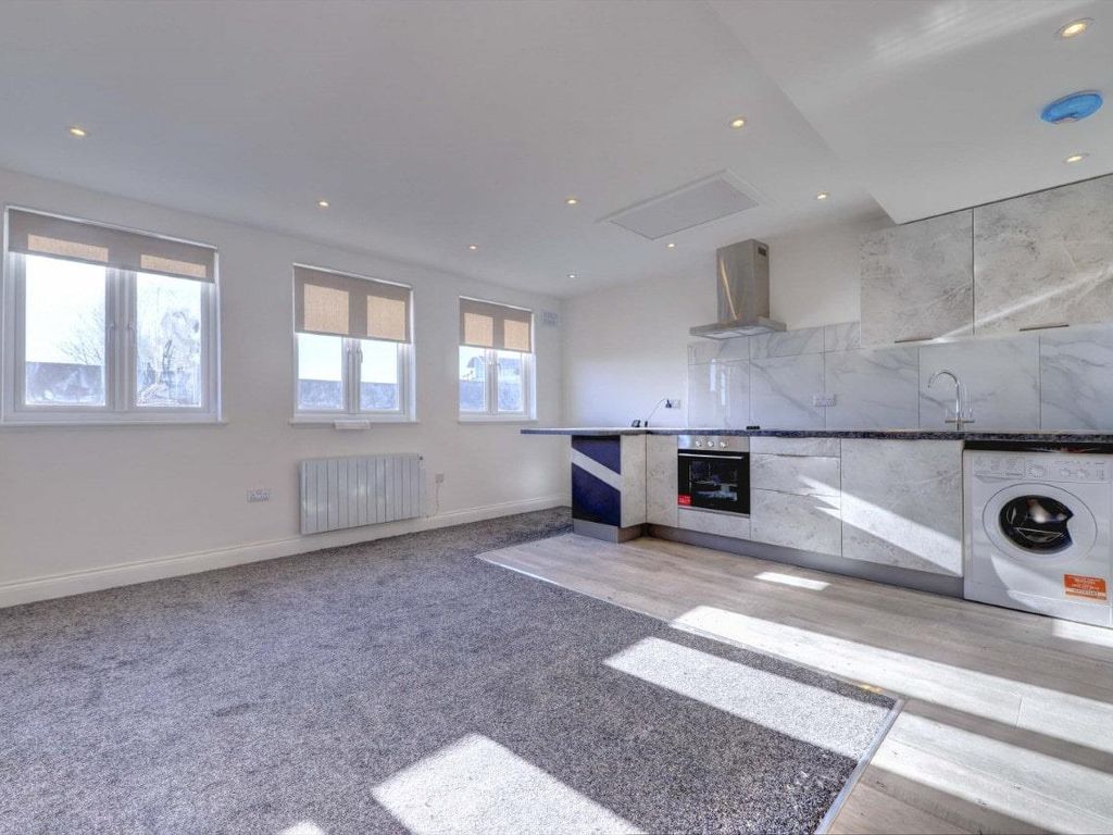 1 bed flat to rent in High Street, Ruislip HA4 Zoopla