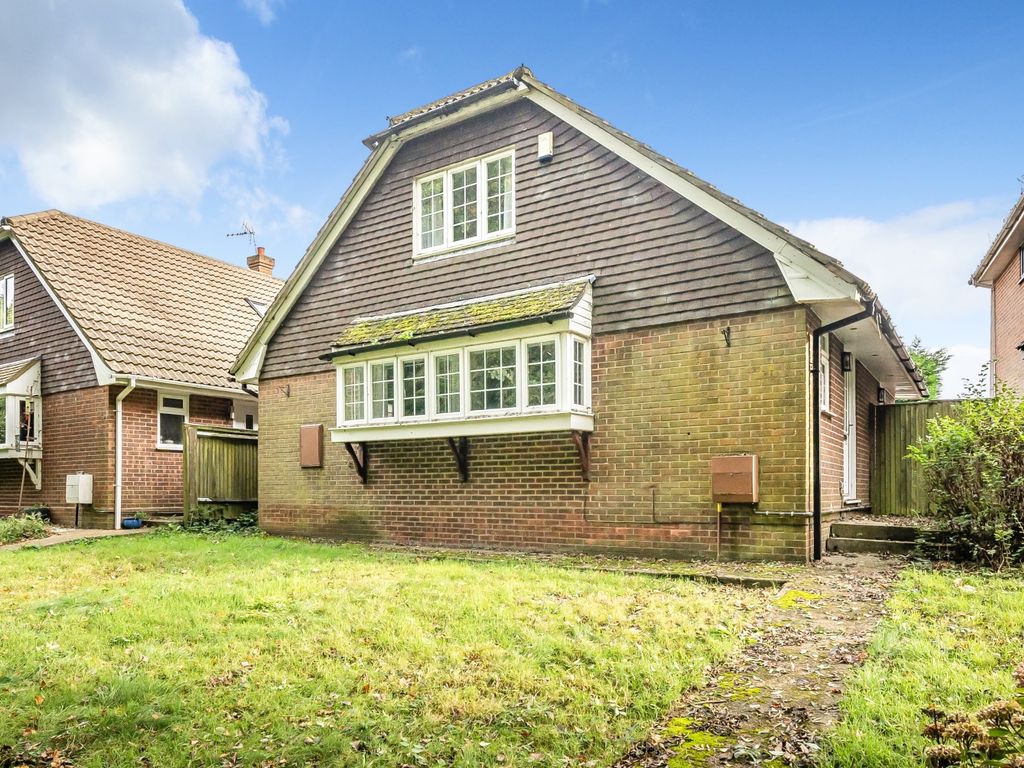 3 bed detached house for sale in Millfield Road, West Kingsdown