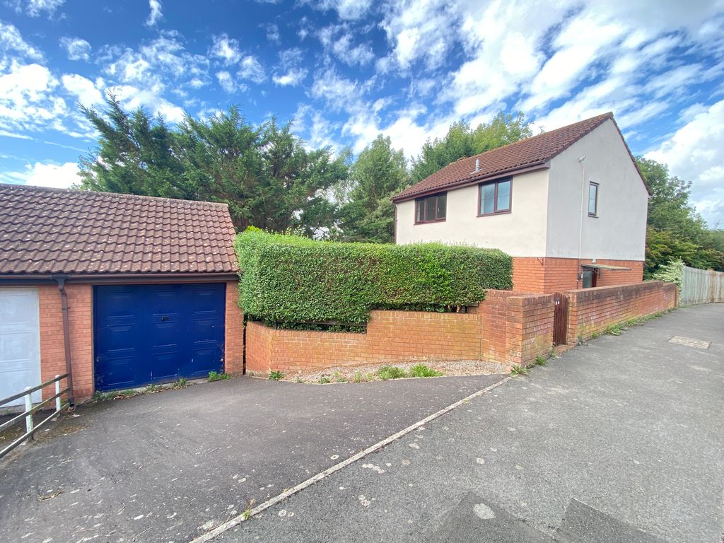 3 bed detached house to rent in Rowley Road, Glastonbury BA6 Zoopla