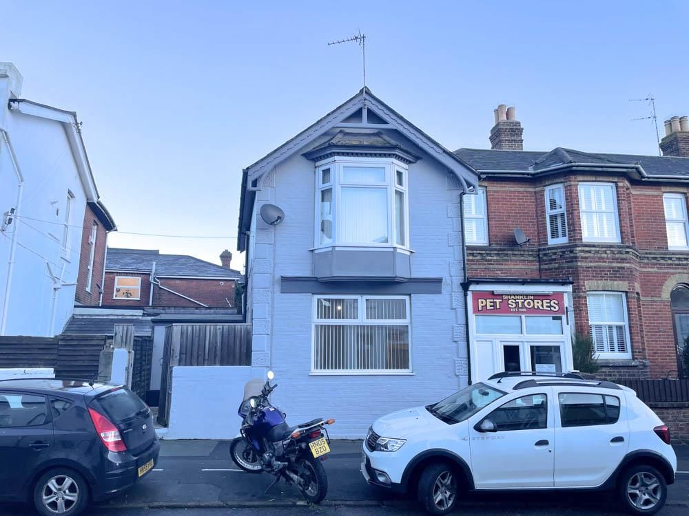 2 bed end terrace house for sale in Clarendon Road, Shanklin PO37, £