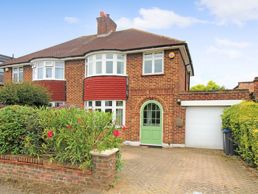 3 bed semidetached house to rent in Waverley Avenue, Surbiton KT5 Zoopla