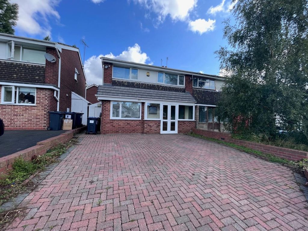 3 bed property to rent in Quinton Road, Harborne, Birmingham B17 Zoopla