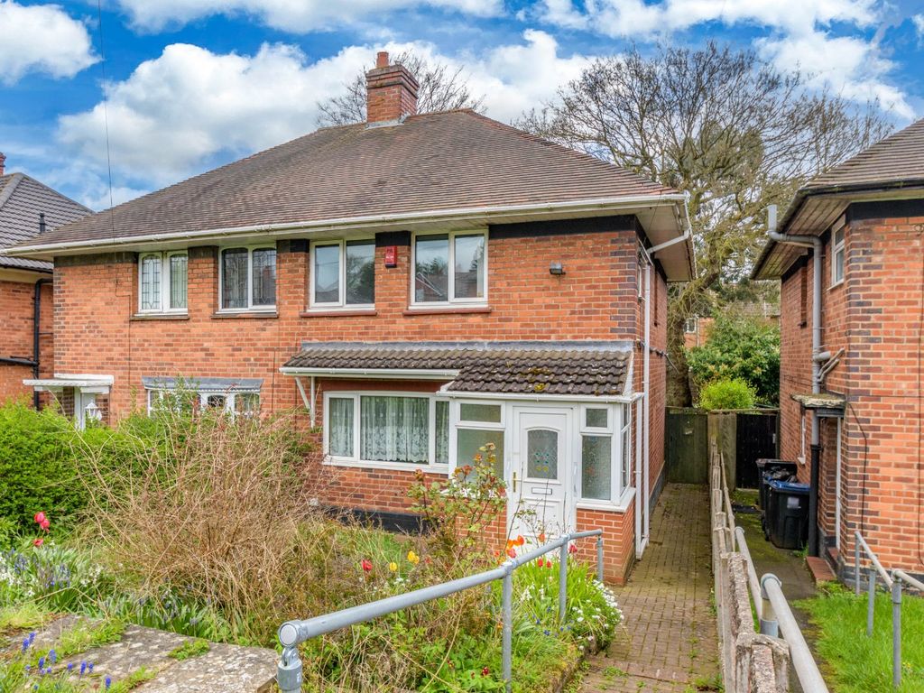 3 bed semidetached house for sale in Gregory Avenue, Birmingham, West