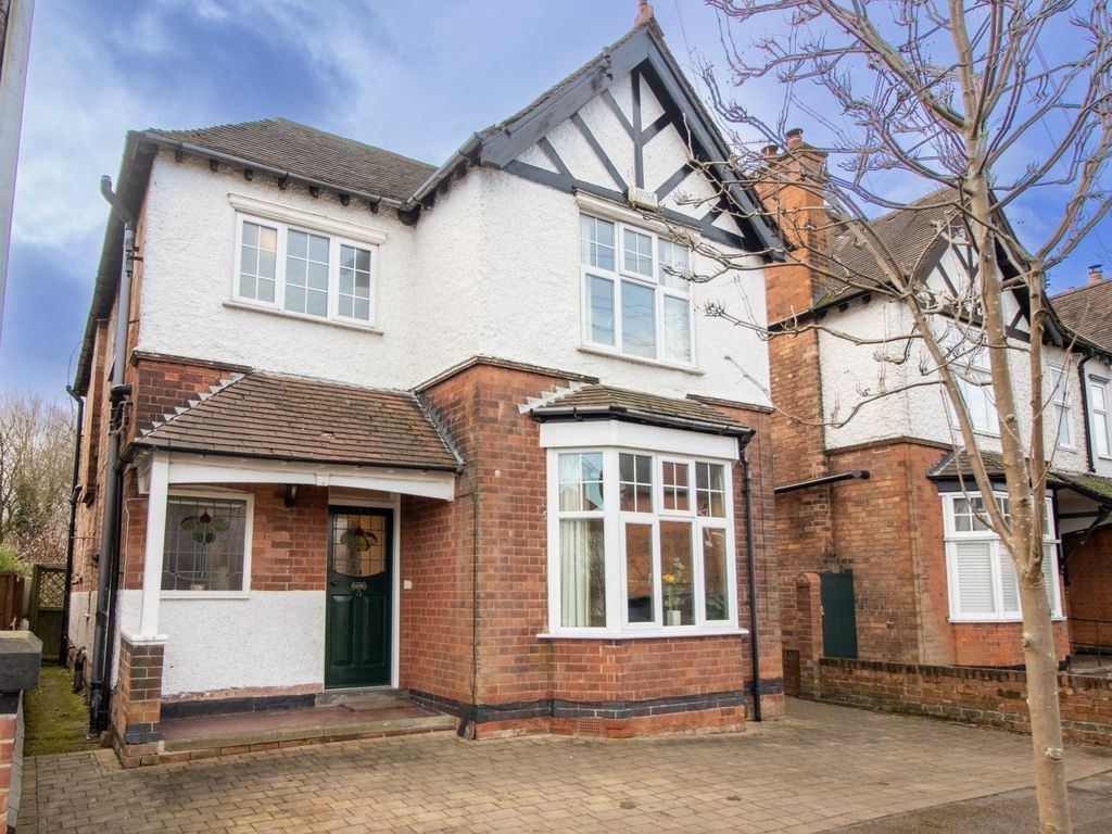 3 bed detached house for sale in Edward Road, West Bridgford
