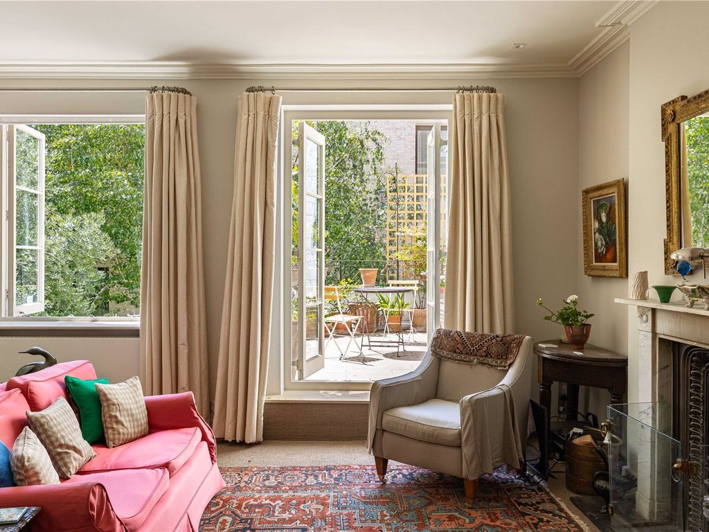 Brompton Square, Chelsea, London SW3