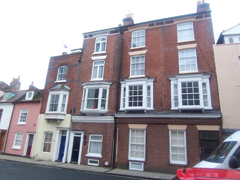 Studio to rent in Kent Road, Southsea PO5 Zoopla