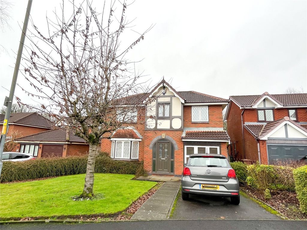 4 bed detached house for sale in Pentland Way, Hyde, Greater Manchester