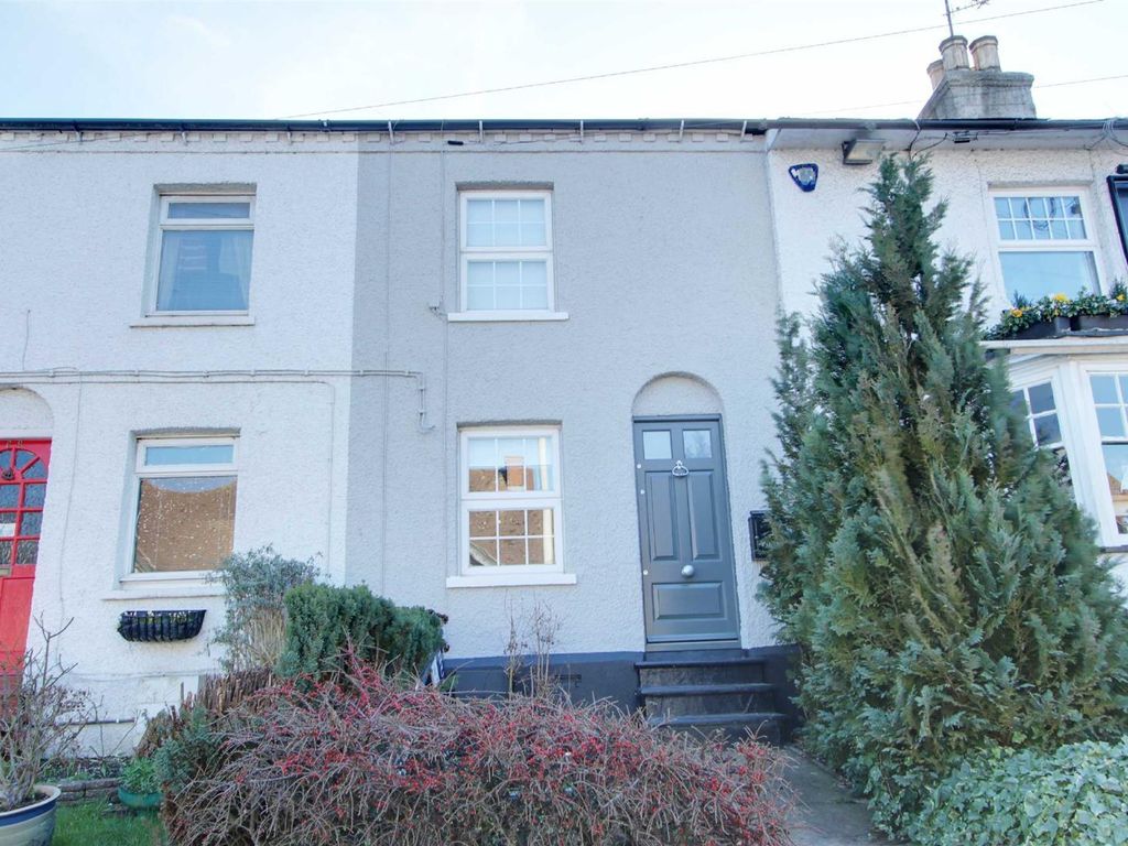 2 bed terraced house for sale in Western Road, Tring HP23 Zoopla
