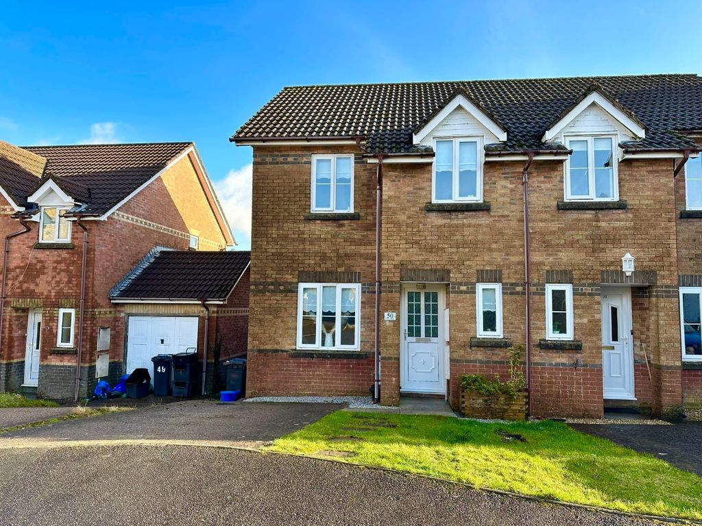 3 bed semidetached house for sale in Beacon Heights, Merthyr Tydfil