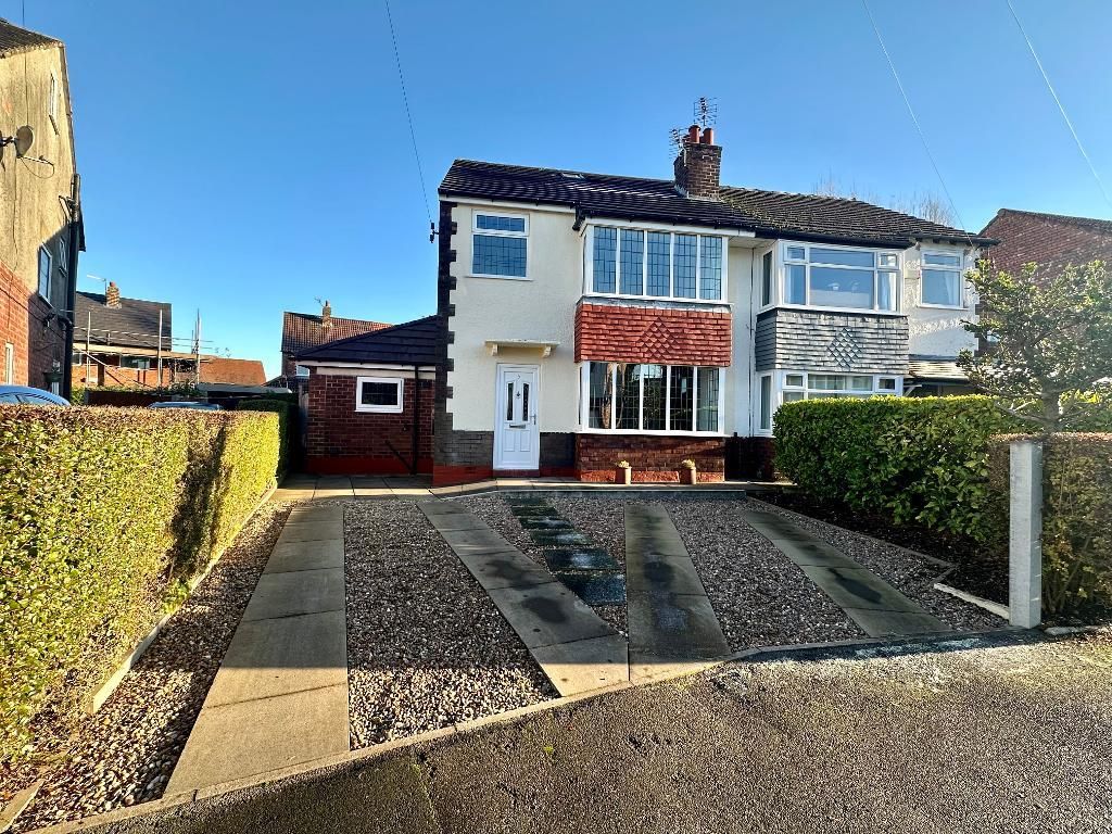 4 bed semidetached house for sale in Eyam Grove, Great Moor, Stockport