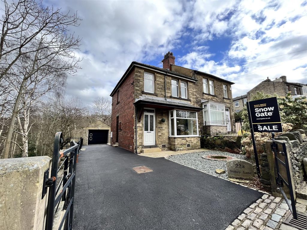 3 bed semidetached house for sale in Stoney Lane, Taylor Hill