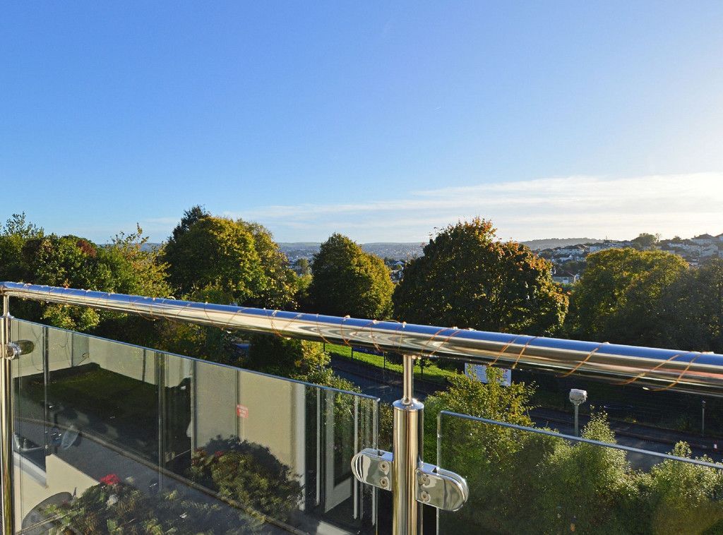 Roundhill Road, Torquay TQ2  