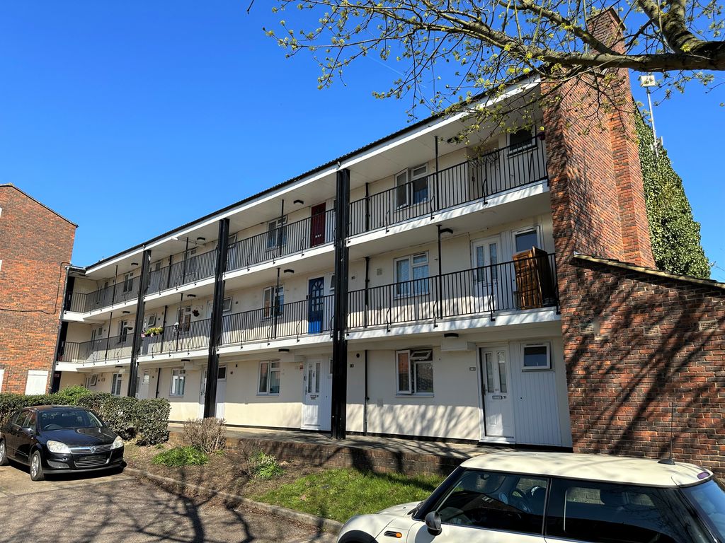 1 bed flat for sale in Hotspur Road, Northolt UB5 Zoopla