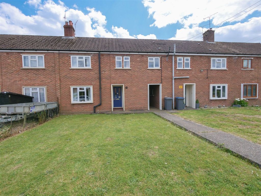 3 bed terraced house for sale in Kings Avenue, Framlingham, Woodbridge
