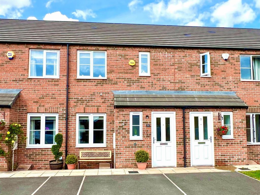 2 bed terraced house for sale in Wentworth Grove, Bessacarr, Doncaster