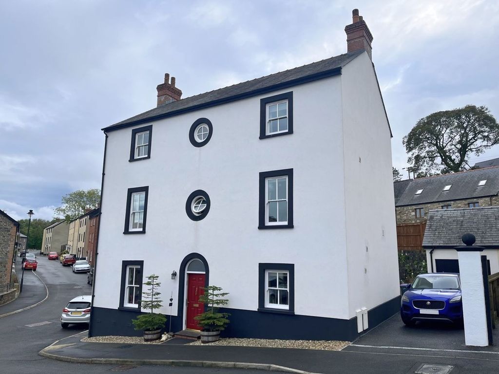 5 bed detached house for sale in Sycamore Road, Blaenavon, Pontypool