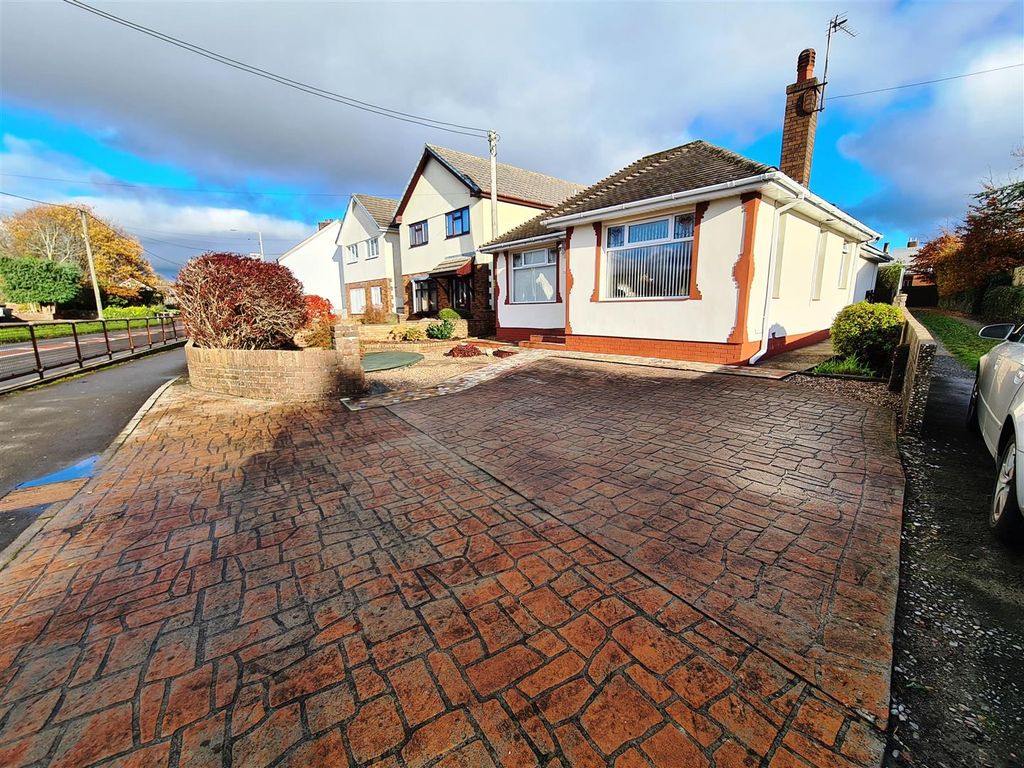 4 bed detached house for sale in Coychurch Road, Pencoed, Bridgend CF35