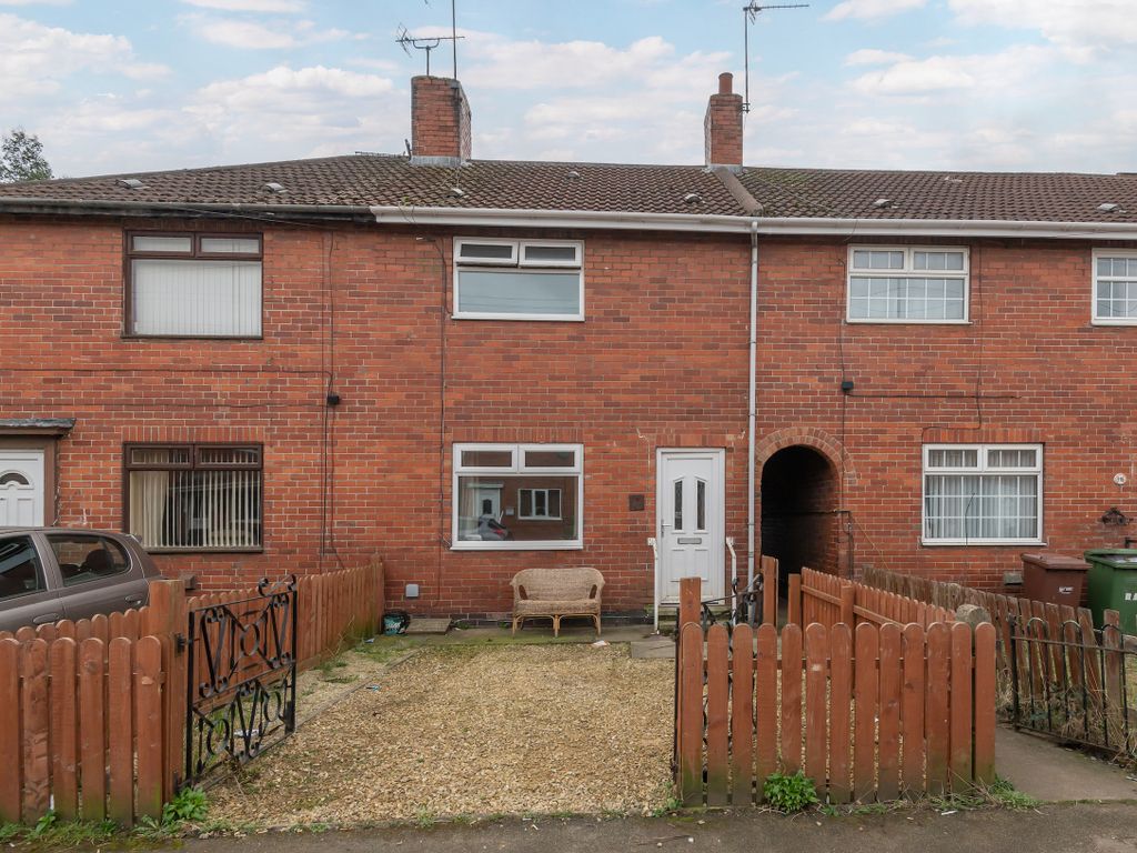 3 bed terraced house for sale in Smeaton Road, Pontefract WF9, £125,000 Zoopla