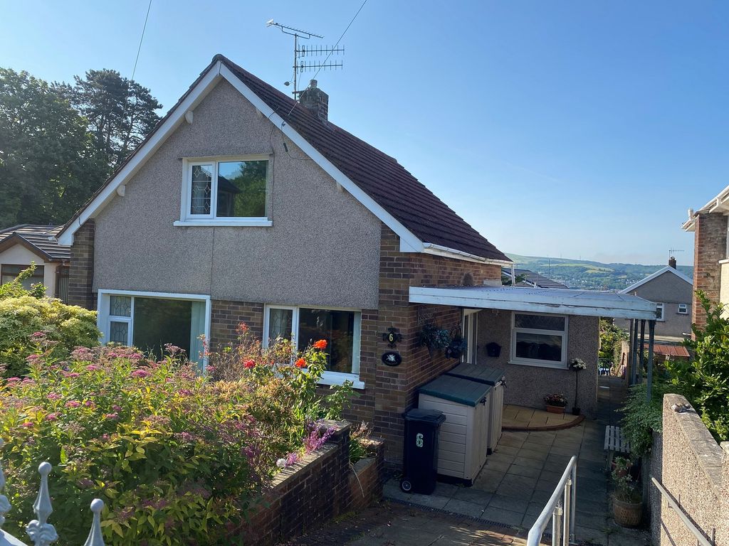 3 bed detached bungalow for sale in Gelli Deg, Neath, Neath Port Talbot