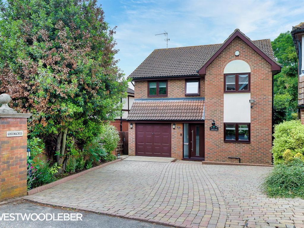 4 bed detached house for sale in Tatsfield Avenue, Nazeing, Waltham