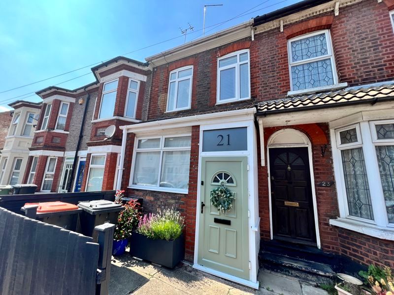 2 bed terraced house for sale in King Street, Dunstable LU5 Zoopla