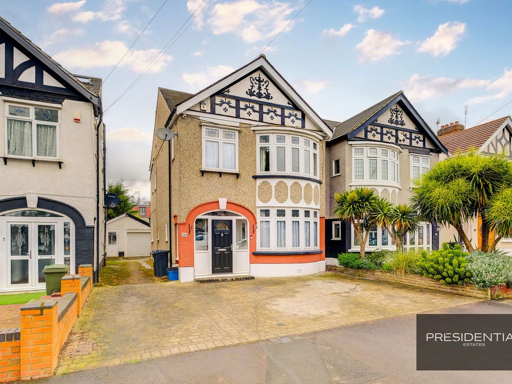 4 bed semidetached house for sale in Highwood Gardens, Gants Hill