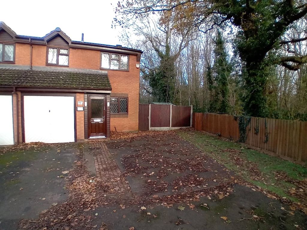3 bed semidetached house for sale in Dunlin Close, Leegomery, Telford