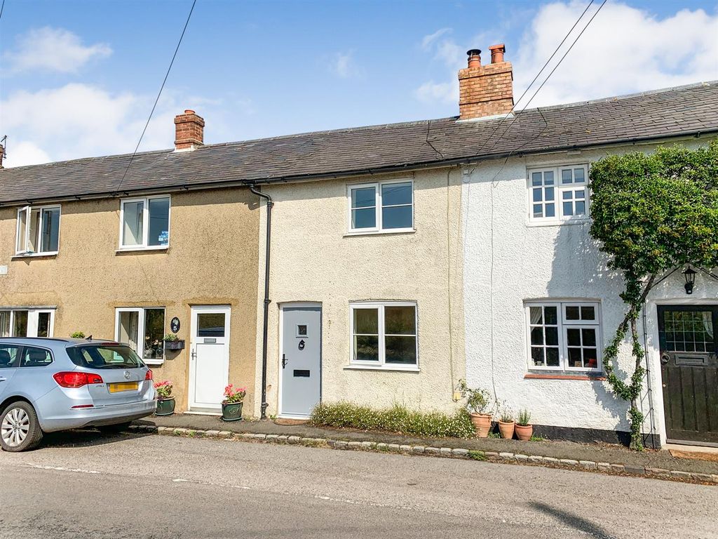 2 bed property to rent in Easington Terrace, Long Crendon, Aylesbury