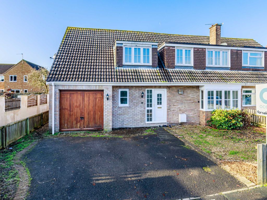 4 bed semidetached house for sale in Prospect Road, Severn Beach