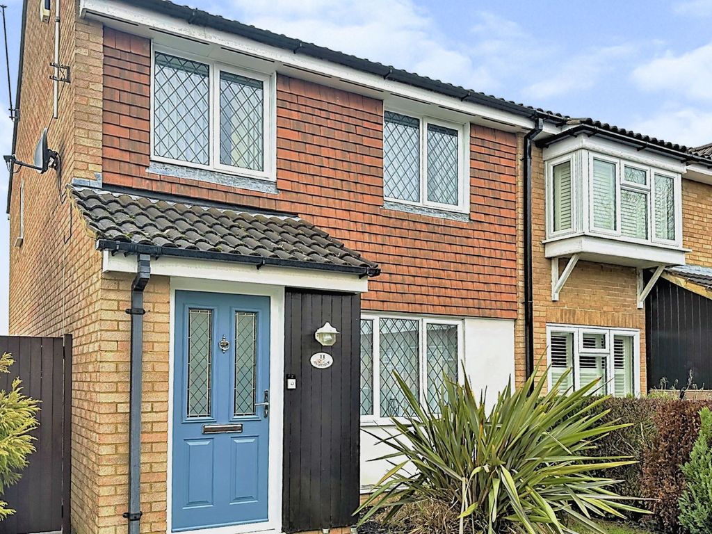 3 bed semidetached house for sale in Claverley Green, Luton LU2 Zoopla