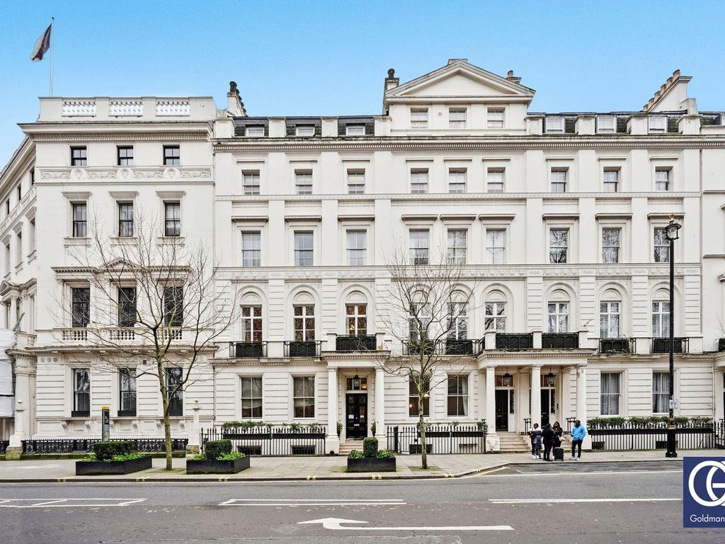 4 bed flat to rent in Buckingham Gate, London SW1E, £28,000 pcm Zoopla