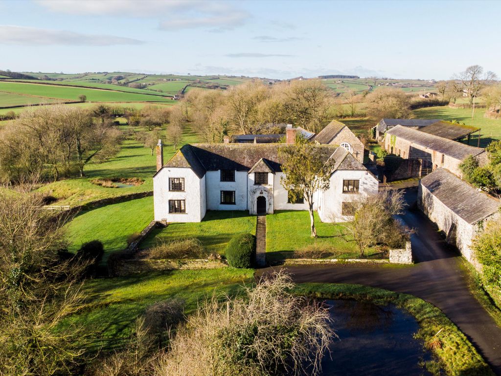 7 bed detached house for sale in Honiton Road, South Molton, Devon EX36