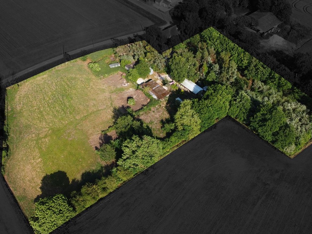 3 bed detached bungalow for sale in Chapel Road, Tumby Woodside, Boston