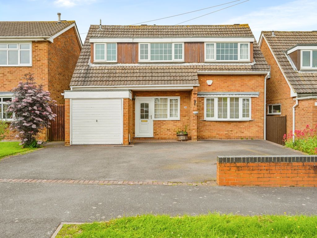 3 bed detached house for sale in Warren Drive, Linton, Swadlincote