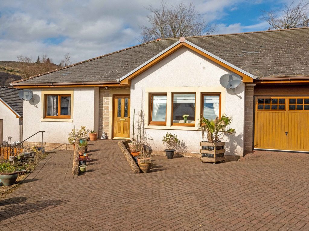 2 bed bungalow for sale in Birch Gate, Kirn, Dunoon PA23, £210,000 Zoopla