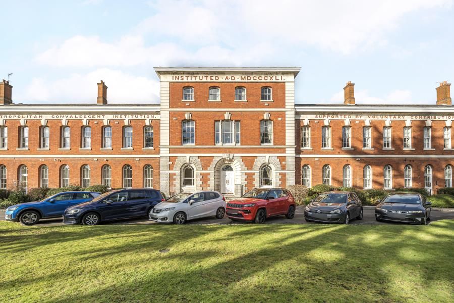 1 bed flat to rent in Ellesmere Place, WaltonOnThames KT12 Zoopla